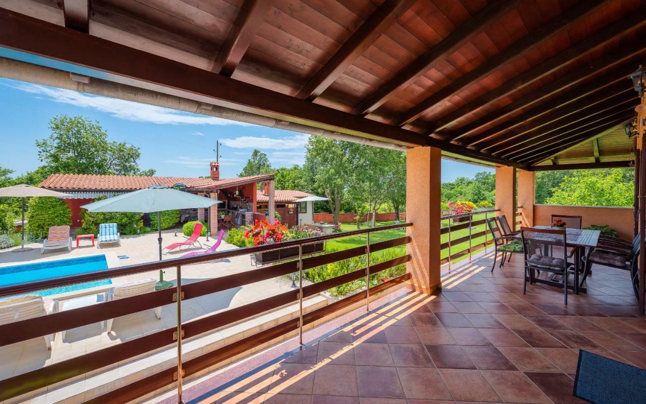 Вилла Hacienda Rosemary Muntic Экстерьер фото