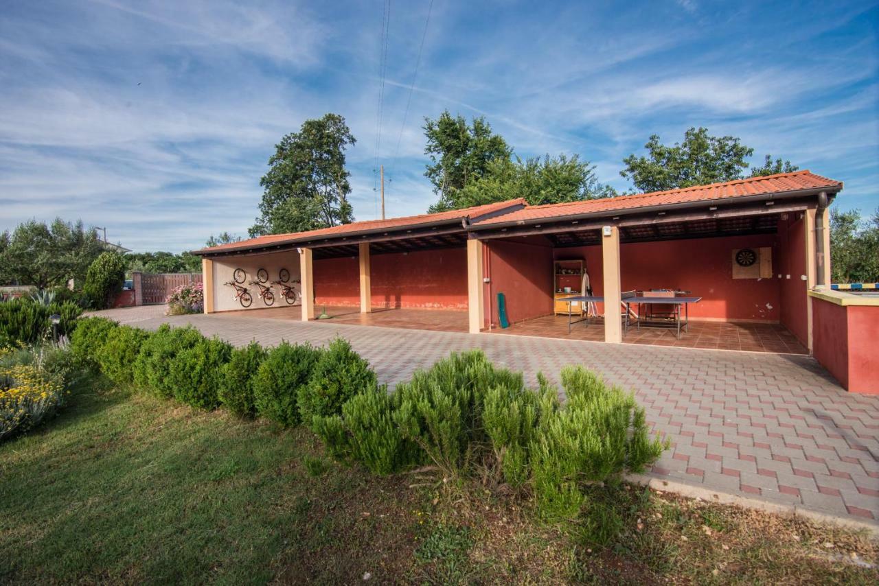 Вилла Hacienda Rosemary Muntic Экстерьер фото
