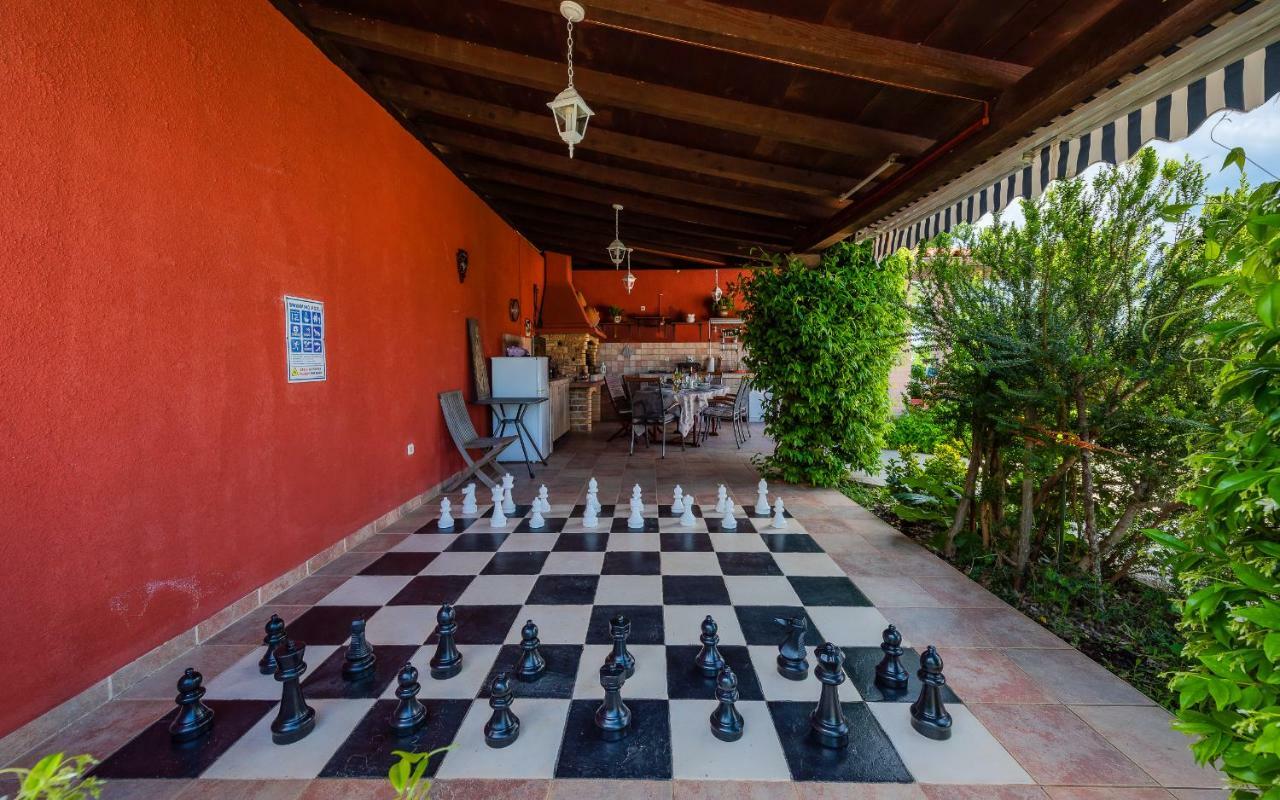 Вилла Hacienda Rosemary Muntic Экстерьер фото
