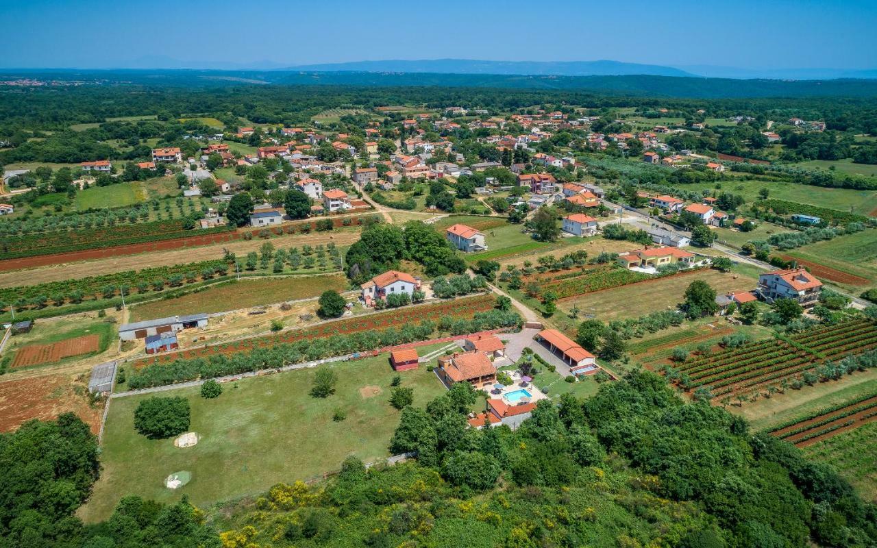 Вилла Hacienda Rosemary Muntic Экстерьер фото